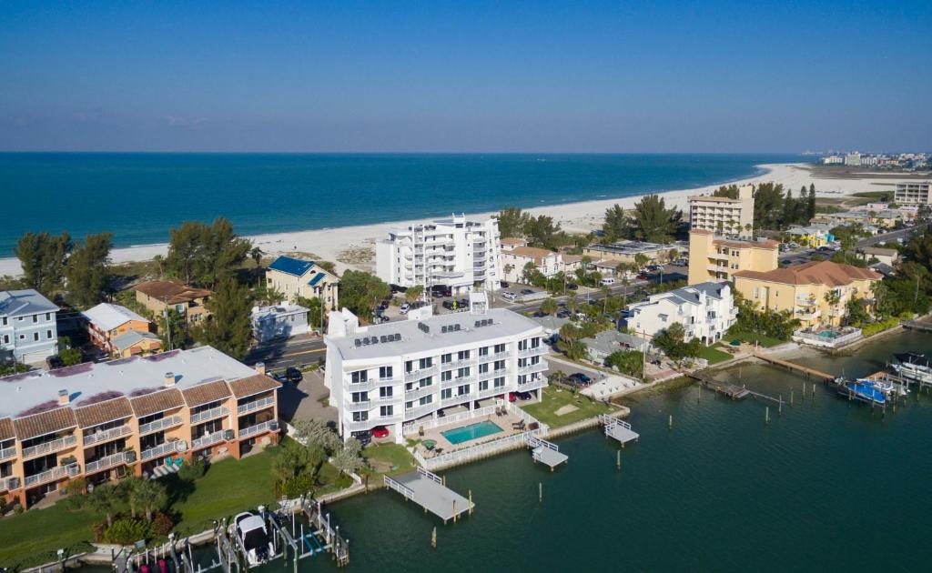 Provident Oceana Beachfront Suites - main image